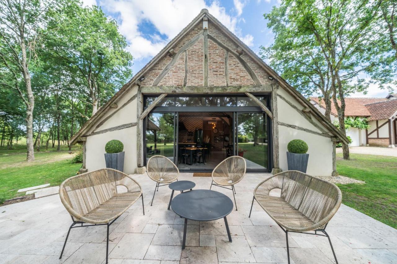 La Grange De Leonie, Chambres D'Hotes Avec Piscine Et Spa Méry-sur-Cher Kültér fotó