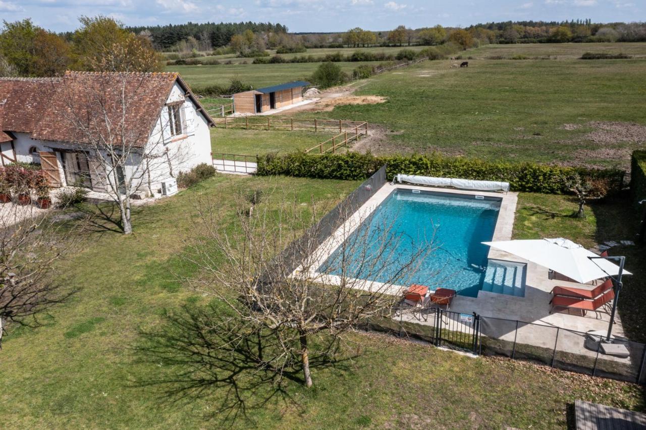 La Grange De Leonie, Chambres D'Hotes Avec Piscine Et Spa Méry-sur-Cher Kültér fotó